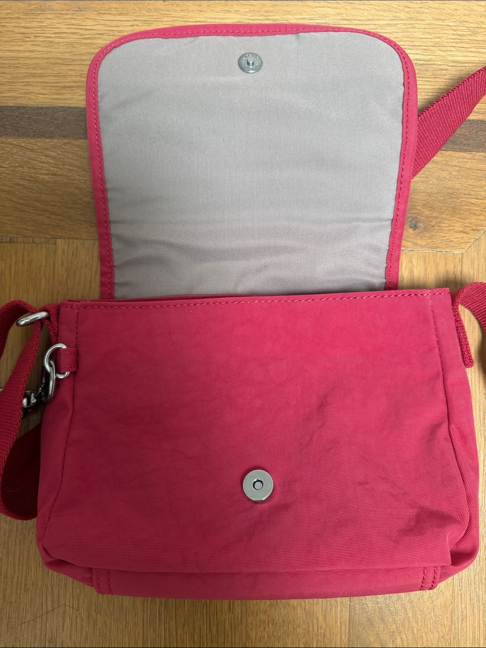 BNWOT Kipling Raspberry Pink Crossbody - Picture 2 of 6